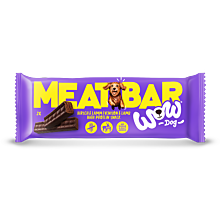 Hunde-Leckerli Meat Bar von Hirsch und Lamm mit viel Protein in einer Verpackung